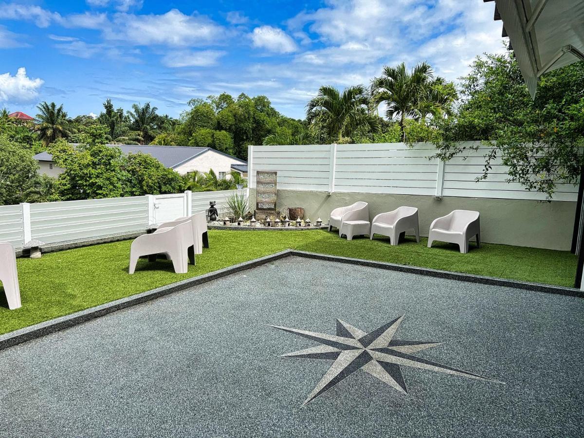 Green Lord Domaine - Lodges Piscine & Spa - Bar & Lounge - Restaurant Gastronomique Lamentin Exterior foto
