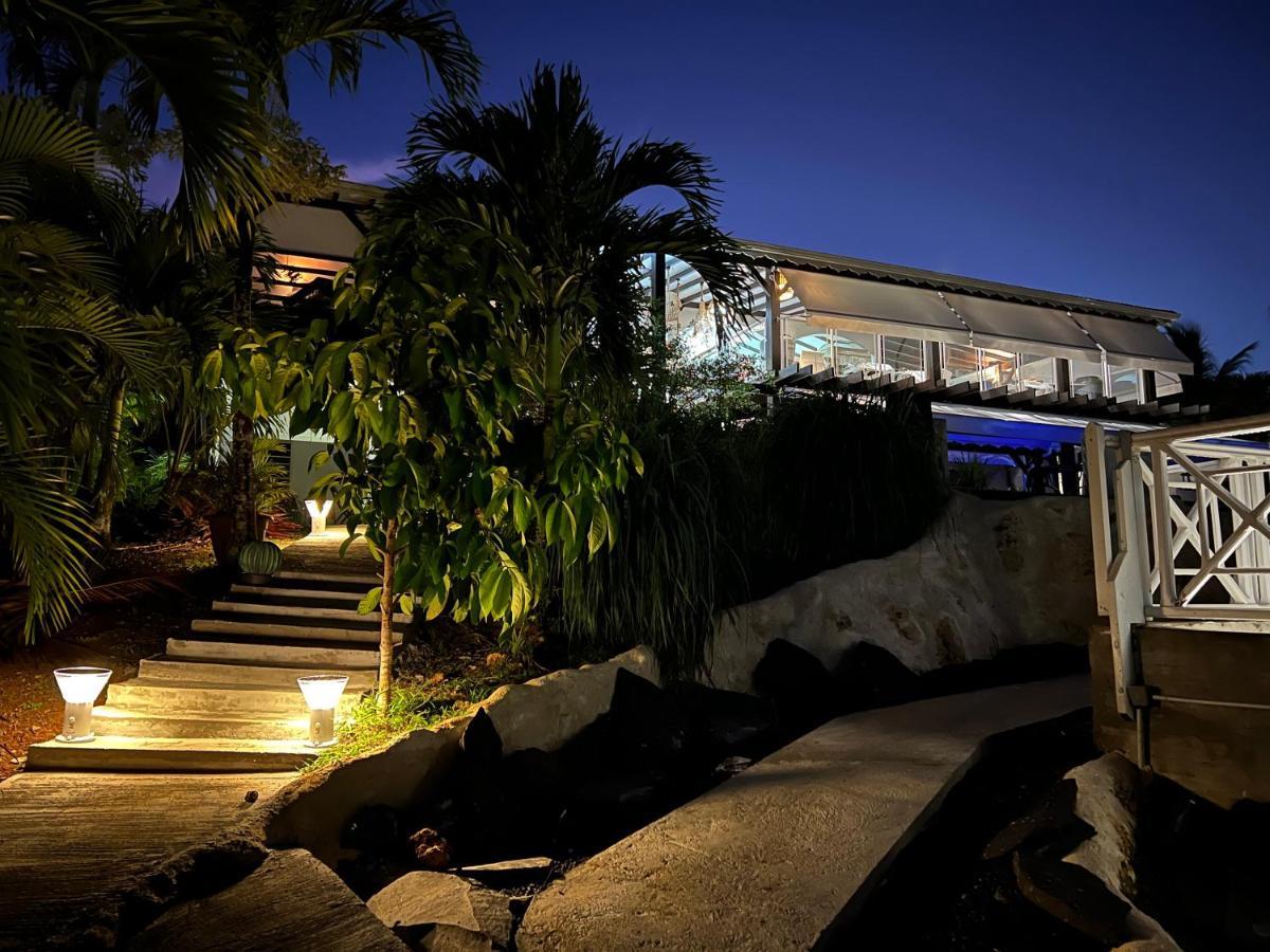Green Lord Domaine - Lodges Piscine & Spa - Bar & Lounge - Restaurant Gastronomique Lamentin Exterior foto