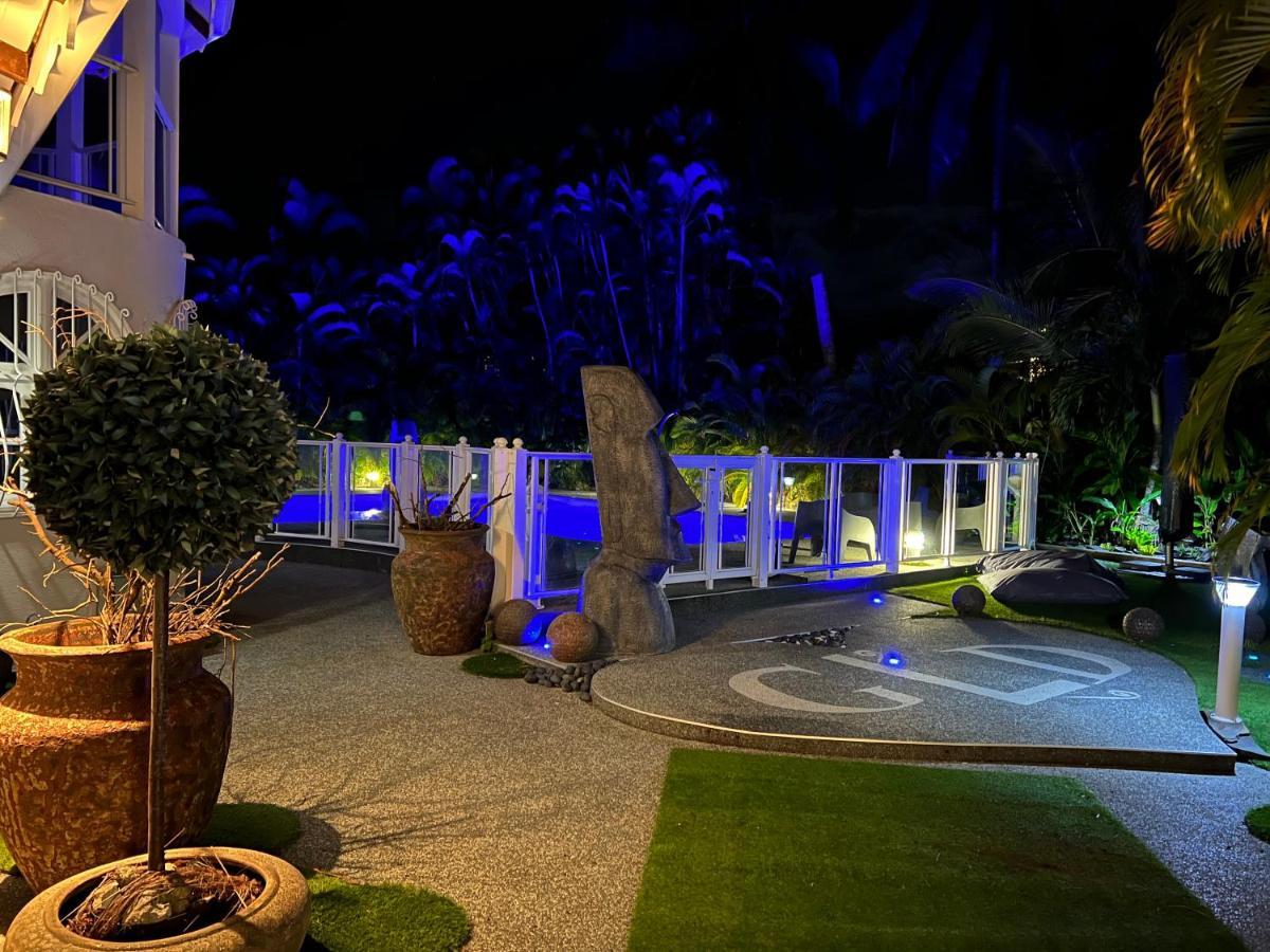 Green Lord Domaine - Lodges Piscine & Spa - Bar & Lounge - Restaurant Gastronomique Lamentin Exterior foto